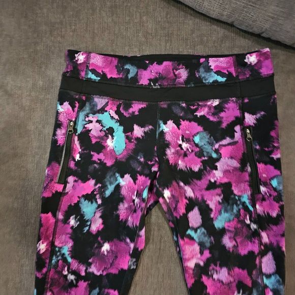 lululemon athletica Purple and Blue Patterned Leggings - Picture 3 of 7